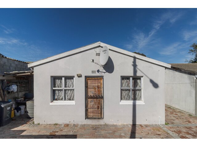  3  Pepper Tree Cirlce, Hindle Park, Blue Downs 